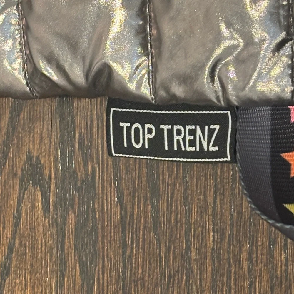 Top Trenz stylish silver